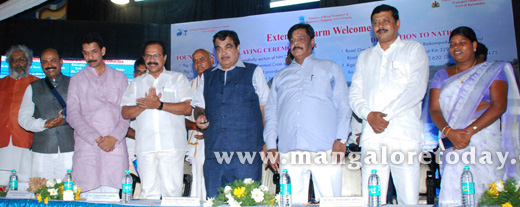  Nitin Gadkari 4